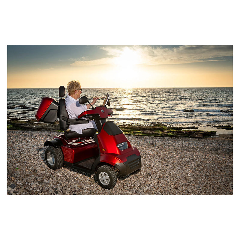 Afikim Afiscooter S4 R – on a park path