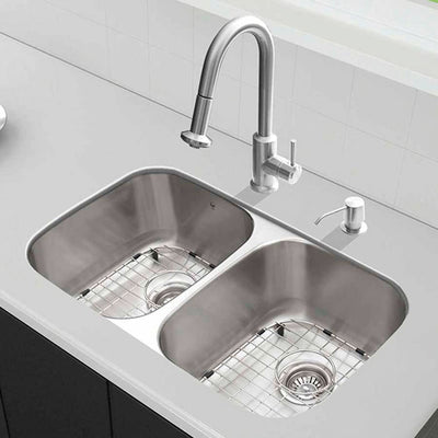Vigo Inductries VG15339 VIGO All in One 32-inch Undermount Stainless Steel Kitchen Sink and Faucet Set