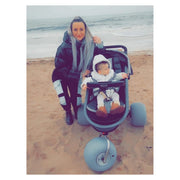 DeBug Baby Bug Beach Jogger – with the family at the beach